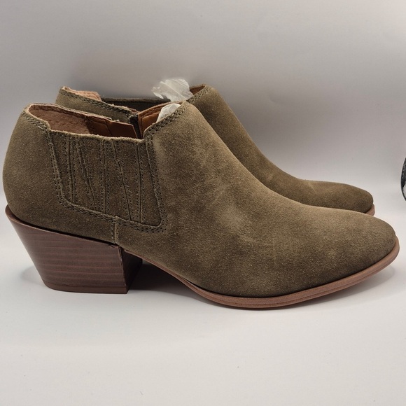 Suede Ankle Boots - Olive - Picture 3 of 6